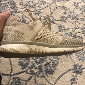 GUC Reebok sneakers - white - size 9/EU 40